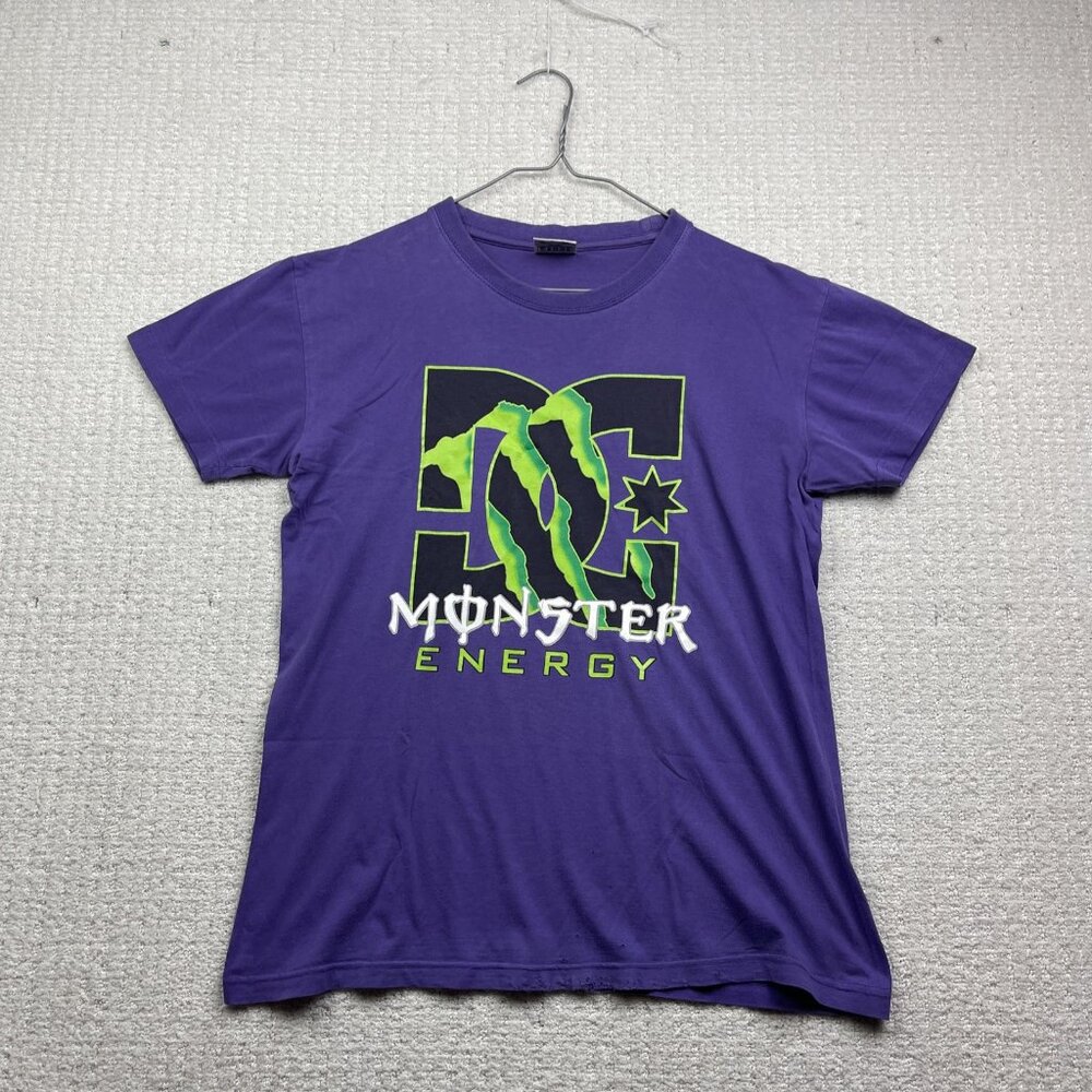 Y2K Monster Energy X DC Shoes Purple T-Shirt Sz M Skater Grunge Emo VTG Read